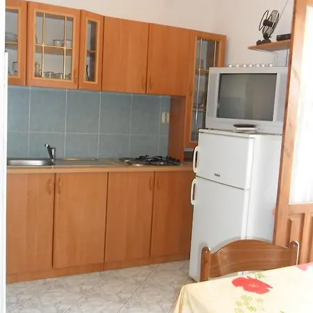 Brksi Apartment *